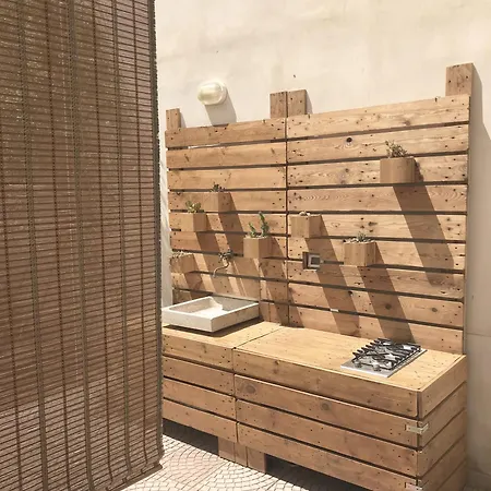 Appartamento-studio Con Cortile * トラーパニ